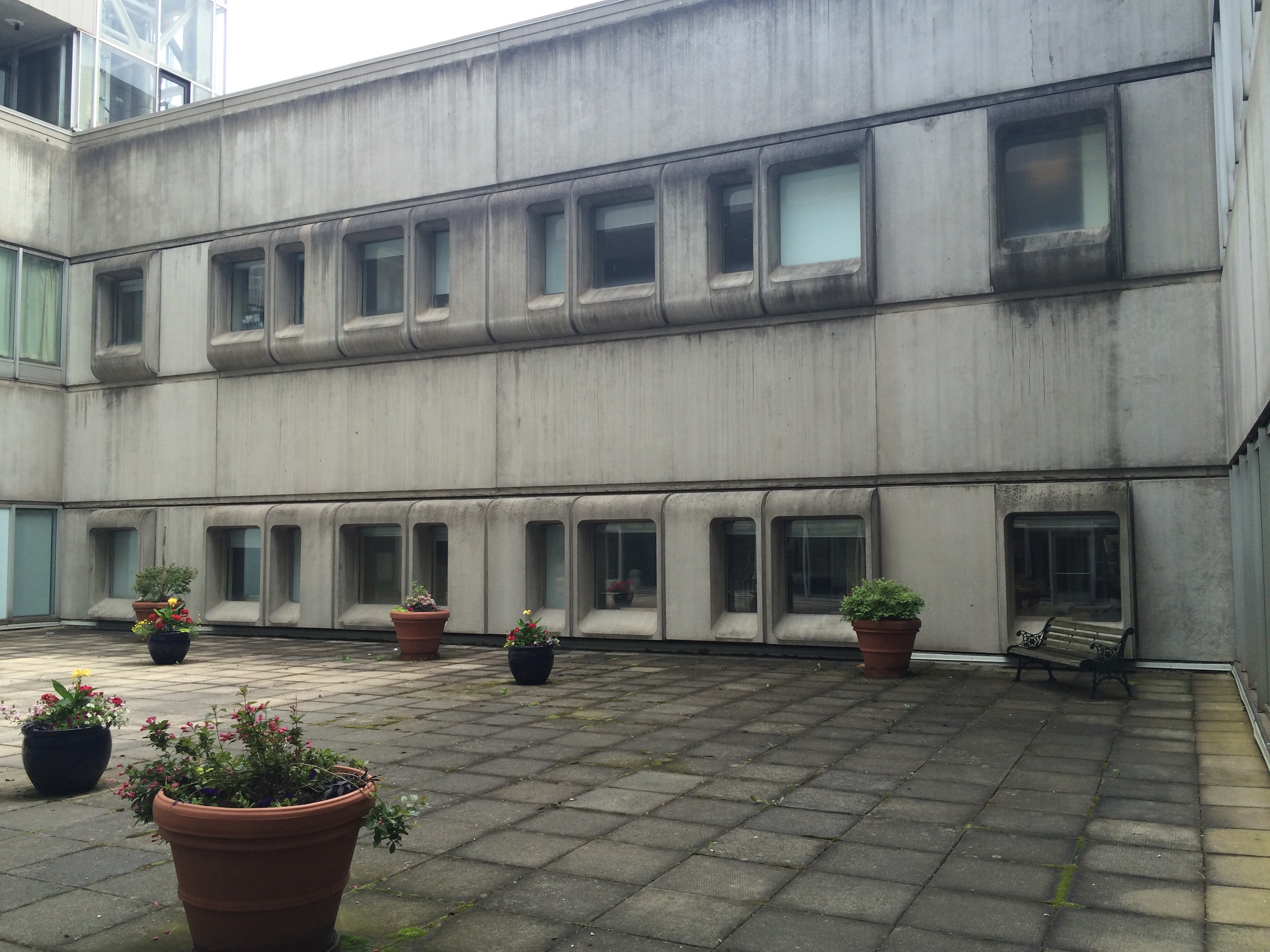 Why Annual Power Washing Falls Short for Commercial Properties