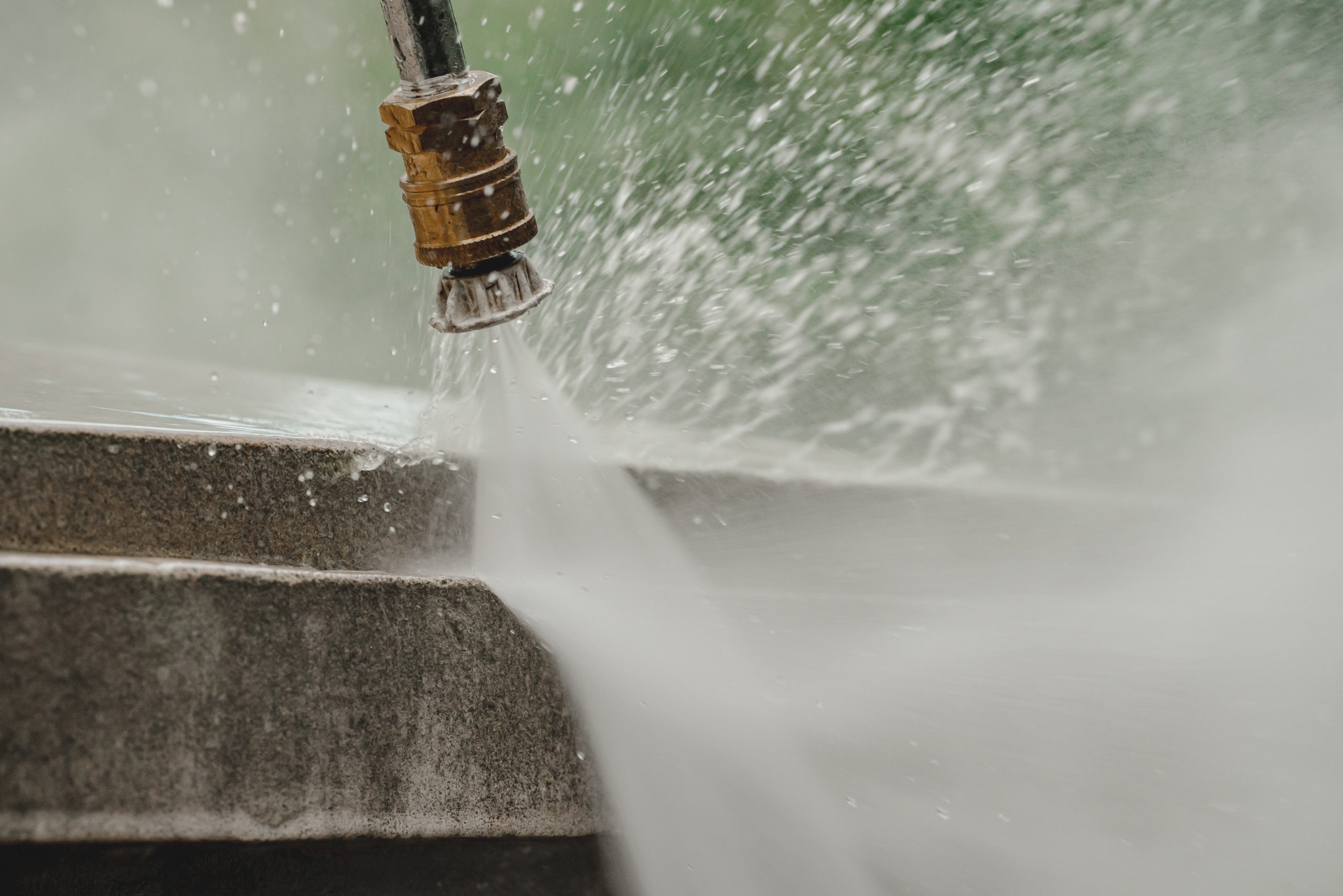Top Surfaces That Benefit From Power Washing